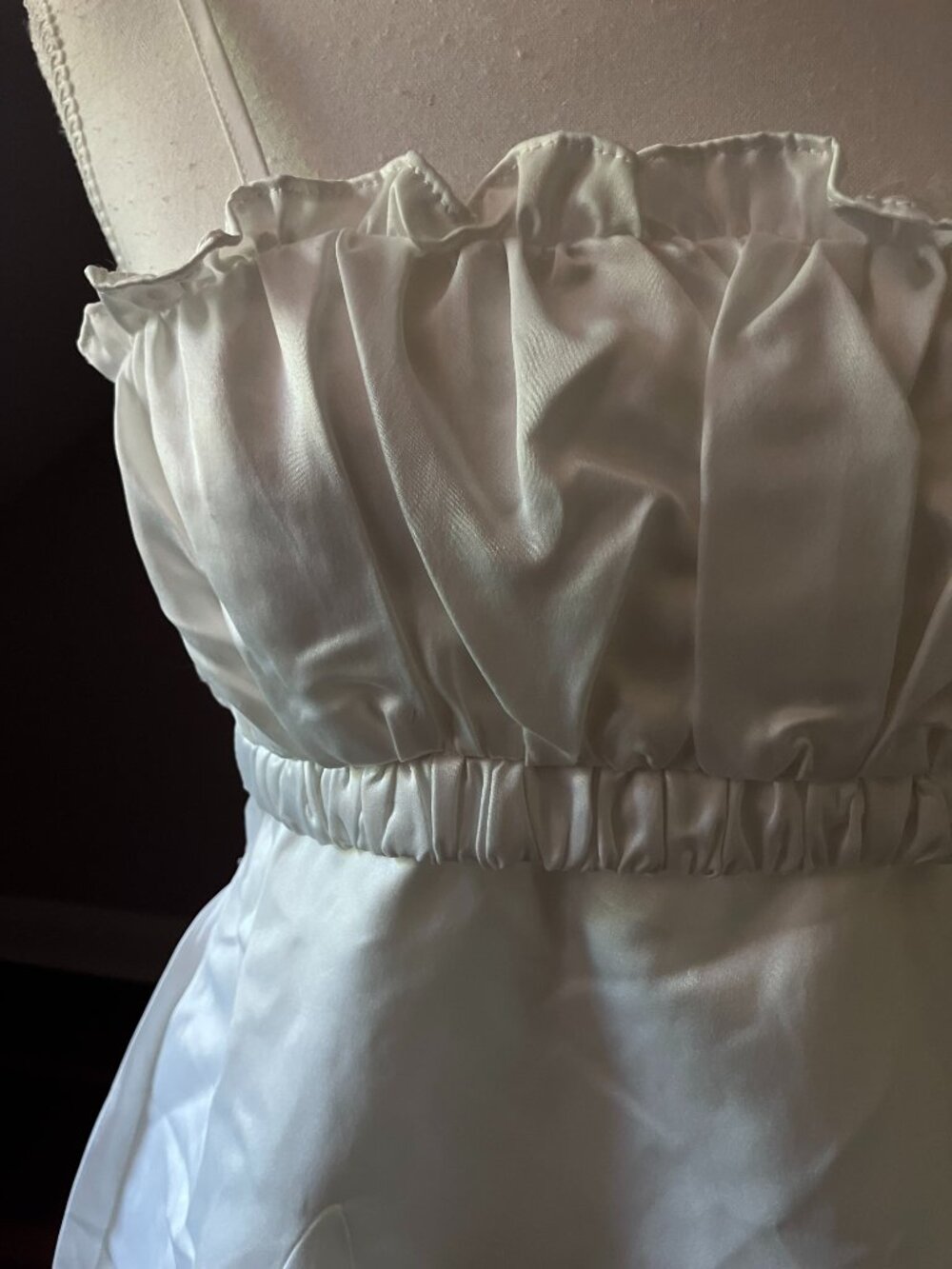 White ruffled neckline ruched babydoll dress a line mini tank gown - Picture 2 of 8